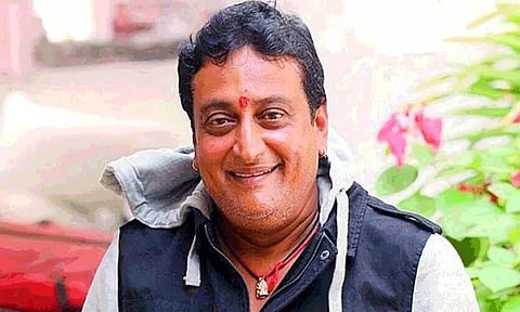 மனைவிக்கு மாதம் ரூ.8 லட்சம் ஜீவனாம்சம் வழங்க பிரபல நடிகருக்கு நீதிமன்றம் உத்தரவு