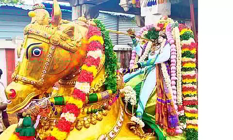 கள்ளழகர் கோவிலில் விஜயதசமி விழா