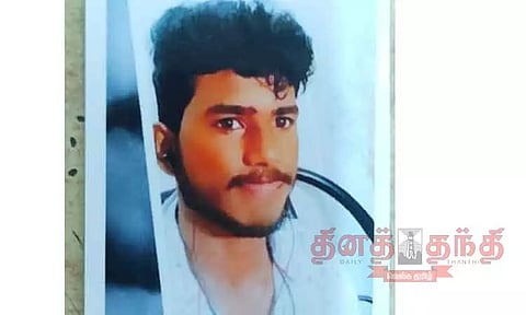 மோட்டார் சைக்கிள்கள் மோதல்; வாலிபர் பலி