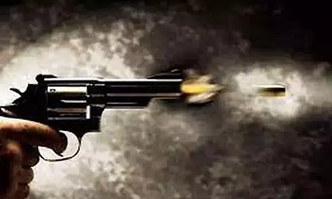 காஷ்மீரில் துப்பாக்கி தவறுதலாக வெடித்து ராணுவ வீரர் பலி