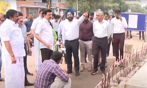 மழைநீர் வடிகால் பணிகள்: முதல்-அமைச்சர் மு.க.ஸ்டாலின் நேரில் ஆய்வு