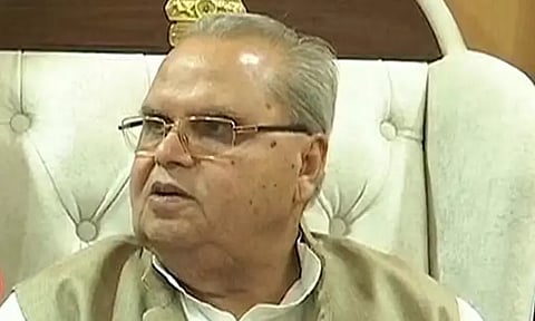 ரூ.300 கோடி லஞ்ச புகார்: ஜம்மு காஷ்மீர் முன்னாள் கவர்னரிடம் சி.பி.ஐ அதிகாரிகள் விசாரணை