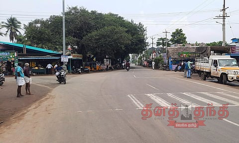 ஆக்கூர் முக்கூட்டில் ரவுண்டானா அமைக்கப்படுமா?