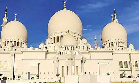 உலகம் கண்டு வியந்த மாமனிதர்