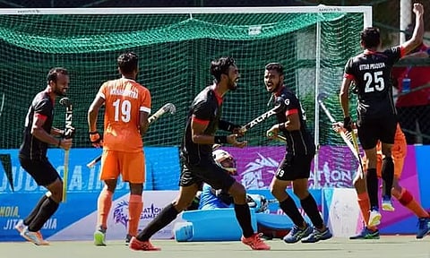 தேசிய விளையாட்டு போட்டி: ஹாக்கி இறுதி சுற்றில் மோதும் உத்தர பிரதேச-கர்நாடகா அணிகள்