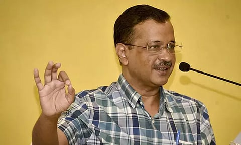 தகவல் அறியும் உரிமை சட்டத்தின் கீழ் உண்மையான தகவல்களை பகிர மறுப்பதாக டெல்லி அரசு மீது மத்திய தகவல் ஆணையம் புகார்