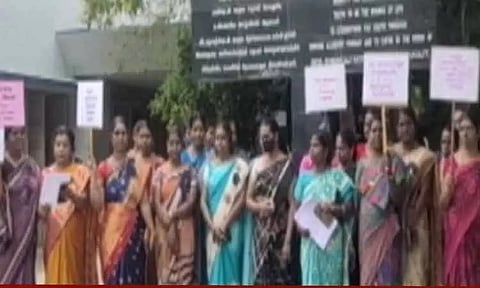 கவுரவ விரிவுரையாளர்களை பணிநீக்கம் செய்ய உத்தரவு பிறப்பிக்கவில்லை - உயர்கல்விதுறை முதன்மை செயலாளர் விளக்கம்