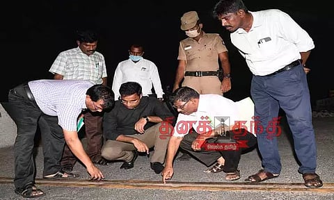 தூத்துக்குடி 3-ம் கேட் ரெயில்வே மேம்பாலம் புதன்கிழமை இரவு போக்குவரத்துக்கு திறப்பு: கலெக்டர் செந்தில்ராஜ்