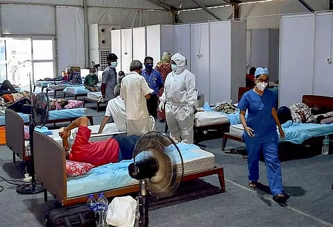 தமிழகத்தில் கடந்த 24 மணி நேரத்தில் 304 -பேருக்கு கொரோனா