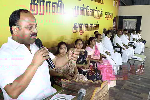 அமைச்சர் துரைமுருகனுக்கு சிறப்பான வரவேற்பு அளிக்க வேண்டும்