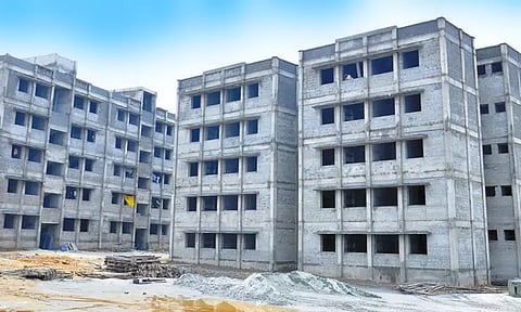 4 மாதத்திற்குள் பணிகள் முடிந்து திறப்புக்கு தயாராகிறது: ரூ.100 கோடியில் அடுக்குமாடி குடியிருப்பு வீடுகள் - வீடற்ற ஏழை மக்கள் விண்ணப்பித்து பயன்பெறலாம்