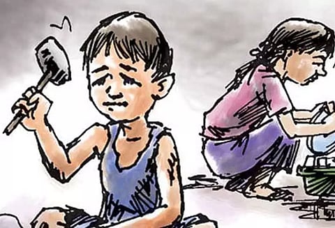 கடையில் வேலைபார்த்த 3 சிறுமிகள் மீட்பு