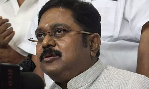 பெண்களின் உணர்வுகளை மதித்து நடக்க ஆண் பிள்ளைகளுக்கு சொல்லித்தர வேண்டும் - டிடிவி தினகரன்