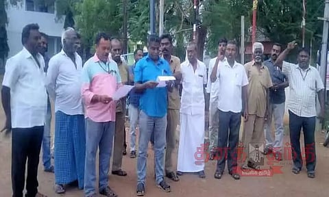 மின்வாரிய ஊழியர்கள் ஆர்ப்பாட்டம்