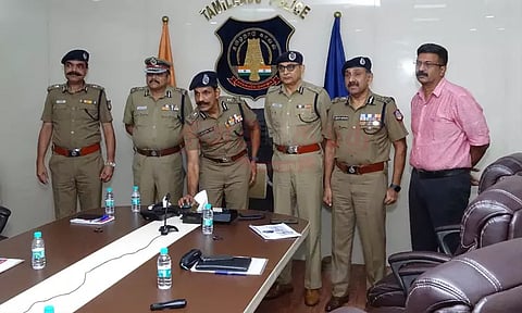 போலீசார் ரோந்து பணி உள்ளிட்டவைகளை கண்காணிக்க 'ஸ்மார்ட் காவலர்' செயலி அறிமுகம்