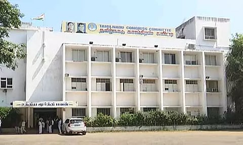 காங்கிரஸ் தலைவர் பதவிக்கு நாளை தேர்தல் - சென்னை சத்தியமூர்த்தி பவனில் ஏற்பாடுகள் தீவிரம்