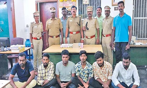 துப்பாக்கி முனையில் கம்ப்யூட்டர் என்ஜினீயர் கடத்தல்: ரூ.69 லட்சம் பறித்த ரியல் எஸ்டேட் கும்பல் கைது