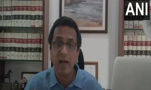 சுப்ரீம் கோர்ட்டின் புதிய தலைமை நீதிபதியாக டி ஒய் சந்திரசூட் நியமனம்: ஜனாதிபதி ஒப்புதல்