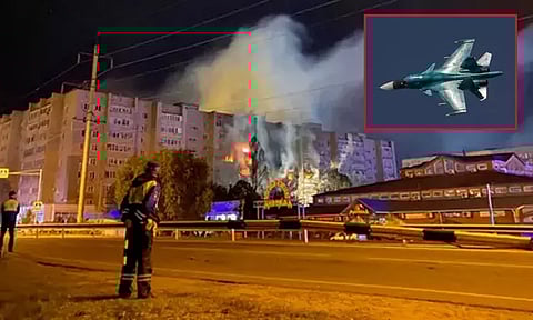 ரஷியாவில் ராணுவ விமானம் குடியிருப்பு கட்டிடத்தின் மீது மோதி விபத்து