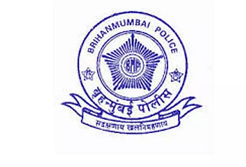 குறைந்த தூர சவாரிக்கு செல்ல மறுக்கும் ஆட்டோ, டாக்சி டிரைவர்கள் மீது கடும் நடவடிக்கை- போலீஸ் எச்சரிக்கை