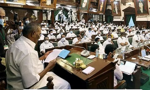 ஜெயலலிதா மரணம், தூத்துக்குடி துப்பாக்கி சூடு தொடர்பான விசாரணை அறிக்கை இன்று தாக்கல்