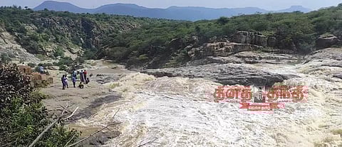 விவசாய நிலங்கள் பாசன வசதி பெற சின்னாற்றின் குறுக்கே தடுப்பணை கட்டப்படுமா? விவசாயிகள் எதிர்பார்ப்பு