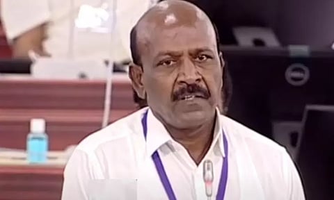 தீபாவளி பண்டிகையையொட்டி கீழ்ப்பாக்கம் அரசு ஆஸ்பத்திரியில் சிறப்பு தீக்காய சிகிச்சை பிரிவு வார்டு - அமைச்சர் மா.சுப்பிரமணியன் நேரில் ஆய்வு