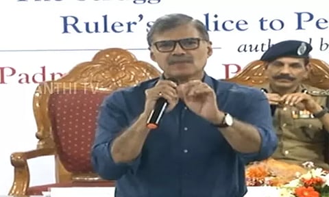 20 ஆண்டுகளுக்கு முன்பே சைபர் குற்றவாளிகளுக்கு தண்டனை வாங்கி கொடுத்த சென்னை போலீஸ் - முன்னாள் டிஜிபி விஜயகுமார்