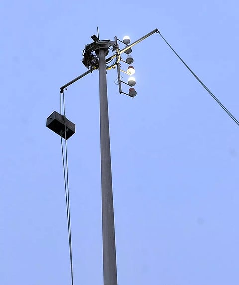 1-ம் எண் புயல் எச்சரிக்கை கூண்டு ஏற்றம்