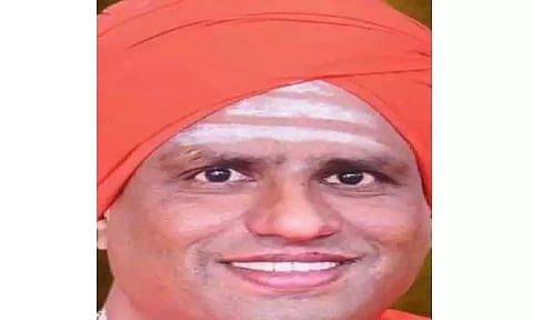 மடாதிபதி பசவலிங்க சாமி தற்கொலை; 3 பக்கம் கடிதம் சிக்கியது-பரபரப்பு தகவல்கள்