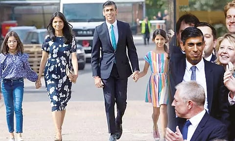 இங்கிலாந்து பிரதமரான ரிஷி சுனக்கின் வாழ்க்கை குறிப்பு...!