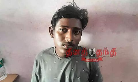 மோட்டார் சைக்கிள் திருடிய வாலிபர் கைது