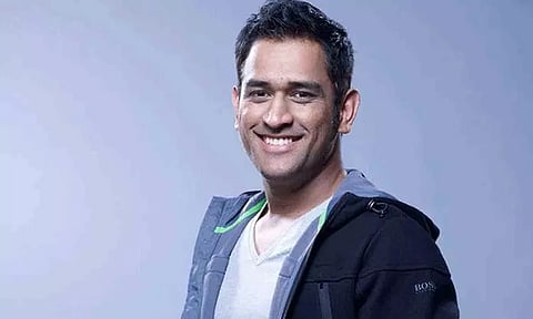 தமிழில் படம் தயாரிக்கும் இந்திய கிரிக்கெட் வீரர் தோனி