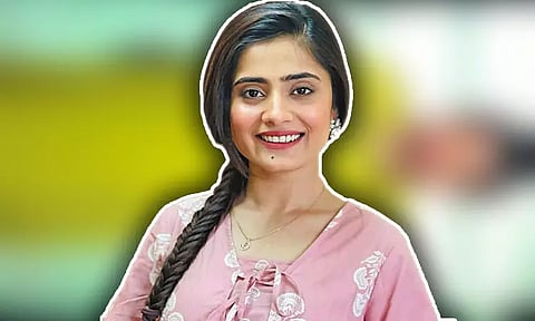 நெருக்கமான படங்களை வெளியிடுவதாக நடிகையை மிரட்டிய முன்னாள் காதலன் - தற்கொலை வழக்கில் திருப்பம்