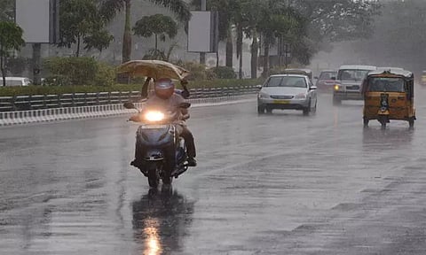 சென்னையில் அடுத்த 48 மணி நேரத்திற்கு ஒருசில இடங்களில் மிதமான மழைக்கு வாய்ப்பு..!