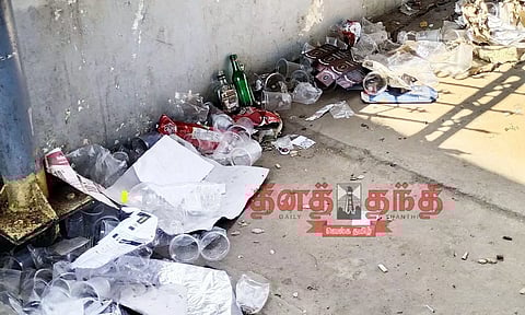 திறந்தவெளி மைதானங்கள், மதுபான பாராக மாறுகிறது