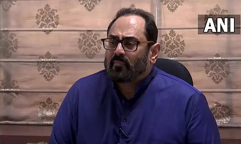 இணையத்தை பாதுகாப்பானதாக மாற்றுவதே அரசின் நோக்கம் - ஐடி விதிகள் திருத்தம் குறித்து மத்திய மந்திரி விளக்கம்