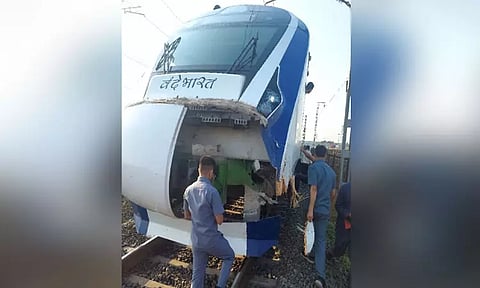 மும்பை-காந்திநகர் வந்தே பாரத் எக்ஸ்பிரஸ் ரெயில் மீண்டும் சேதம்