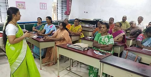 ஆசிரியர்களுக்கு பயிற்சி