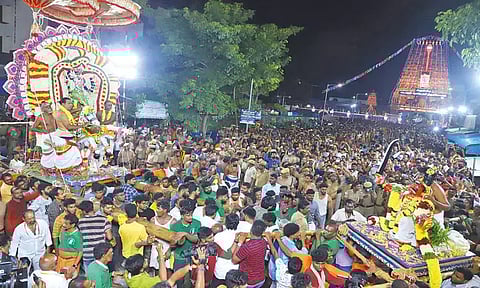 வடபழனி, பாரிமுனை கந்தகோட்டத்தில் சூரசம்ஹார விழா கோலாகலம்