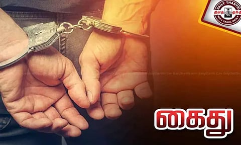 கத்திமுனையில் செல்போன் பறித்த 2 பேர் கைது
