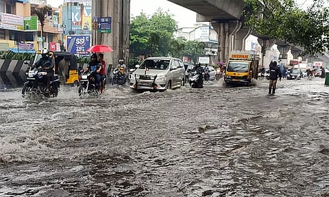 நல்ல செய்தி என்னவென்றால்...சென்னையை விட்டு நாளை முதல் இதர மாவட்டங்களுக்கு இடம்பெயரும் மழை - தமிழ்நாடு வெதர்மேன்