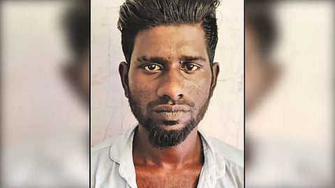 கத்திமுனையில் ஆன்லைன் உணவு வினியோக ஊழியரிடம் பீட்சா, பர்கர் பறித்த வாலிபர் கைது