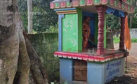 நித்திரவிளை அருகே கோவில் உண்டியலை உடைத்து பணம் திருட்டு