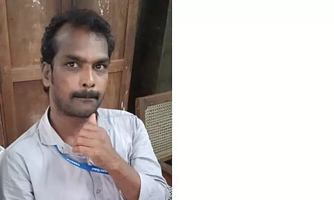 ரூ.10 ஆயிரம் லஞ்சம் வாங்கிய தாட்கோ அலுவலக பதிவறை எழுத்தர் கைது