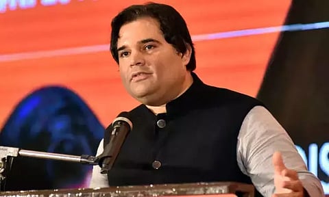 டெல்லியின் காற்று மாசுபாடு பிரச்சினையை தீவிரமாக எடுத்துக்கொள்ளவில்லை - வருண்காந்தி குற்றச்சாட்டு