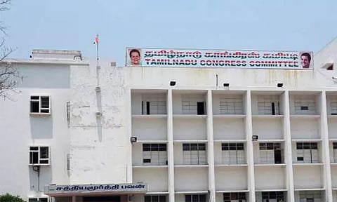 கர்நாடக மருத்துவமனையில் சிகிச்சை அளிக்க மறுப்பு; காப்பிணி, குழந்தைகள் உயிர் இழப்புக்கு காங்கிரஸ் கண்டனம்