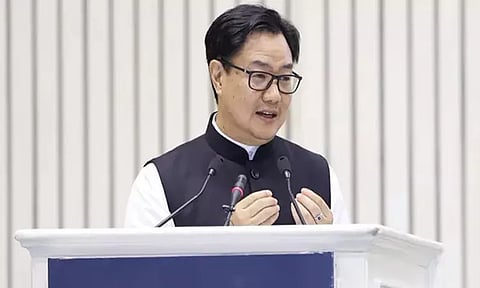 சுப்ரீம் கோர்ட்டு நீதிபதிகளை தேர்வு செய்யும் முறையில் திருப்தி இல்லை - மத்திய சட்ட மந்திரி