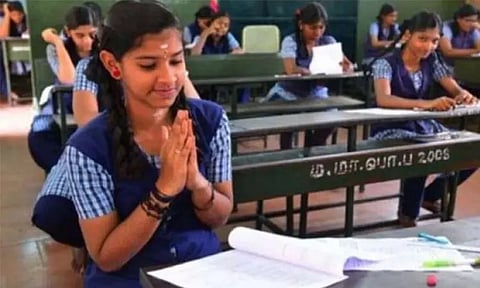 தமிழகத்தில் 10, 11, 12-ம் வகுப்புக்கான பொதுத்தேர்வு அட்டவணை இன்று வெளியீடு...!