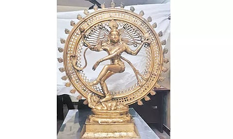 திருட்டு கும்பலிடம் இருந்து 3 அடி உயர நடராஜர் உலோக சிலை மீட்பு
